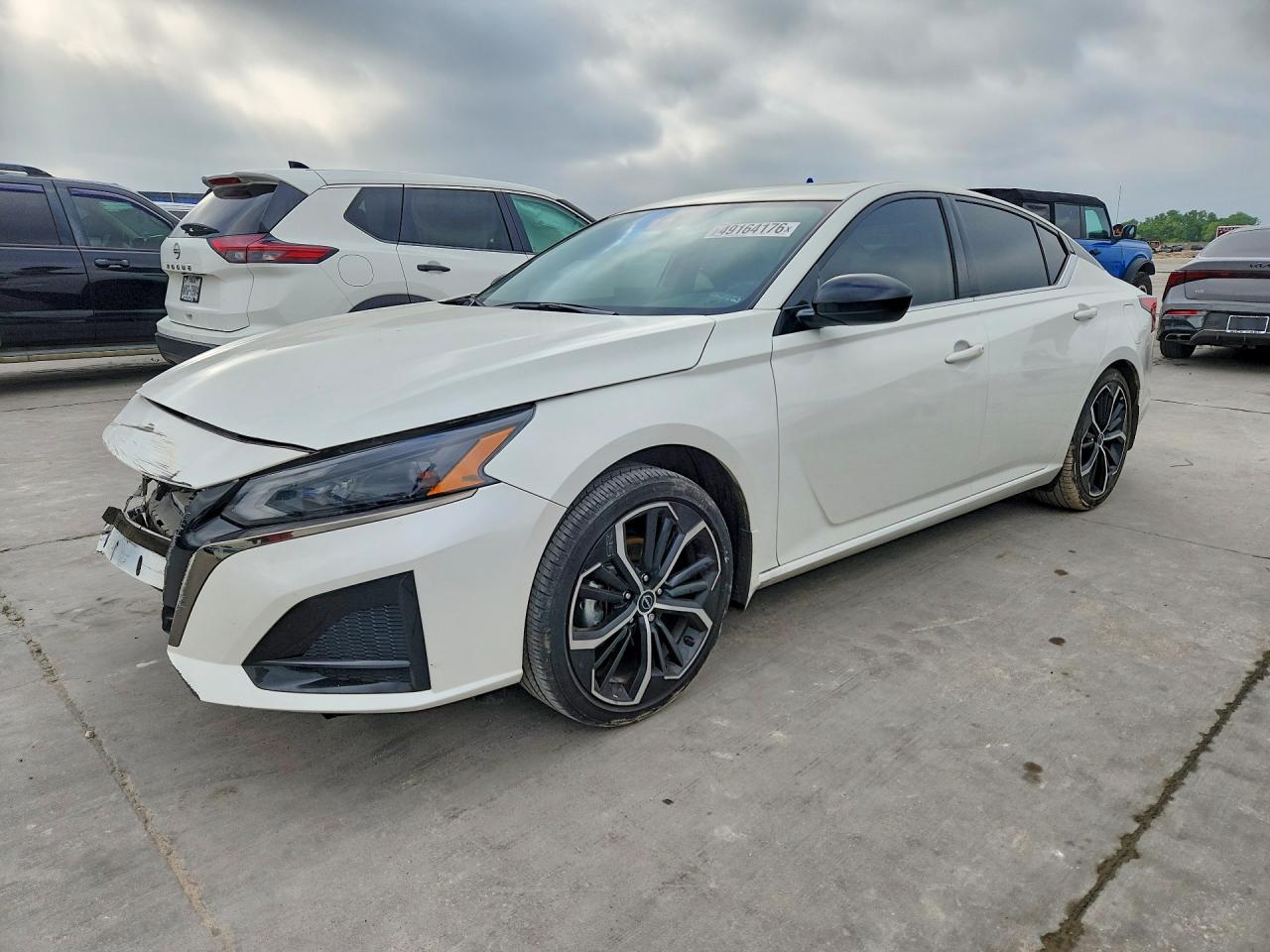 2024 NISSAN ALTIMA