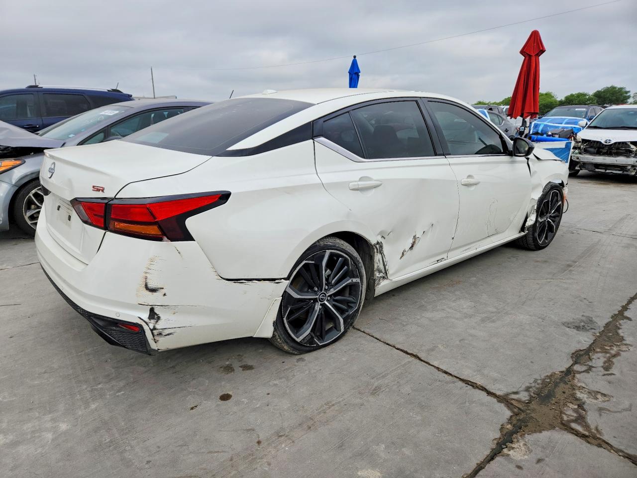 2024 NISSAN ALTIMA 2.5 SR photo 5