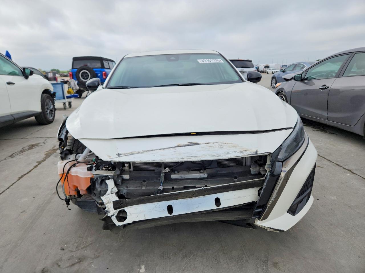 2024 NISSAN ALTIMA 2.5 SR photo 9