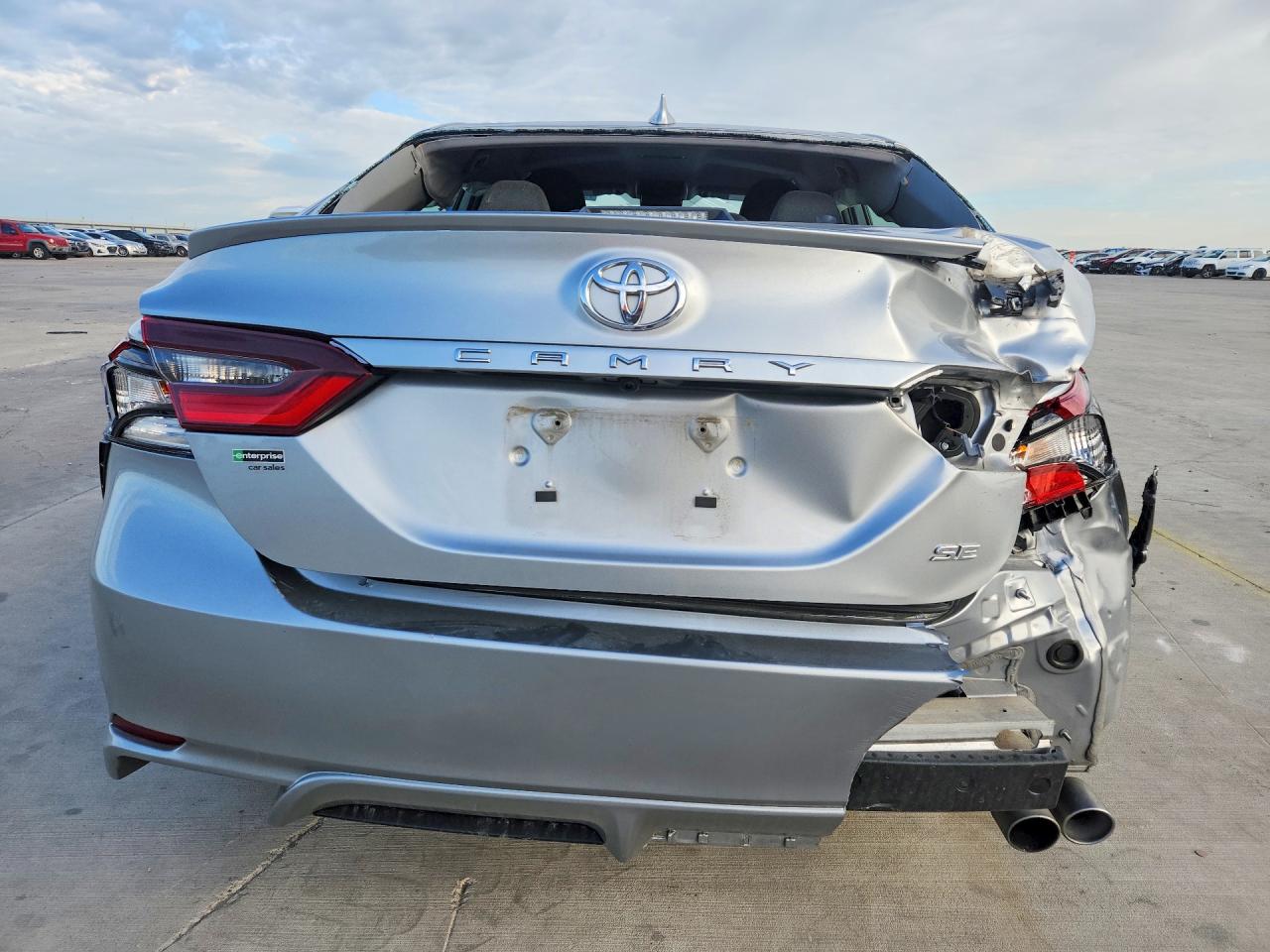 2023 TOYOTA CAMRY SE photo 11