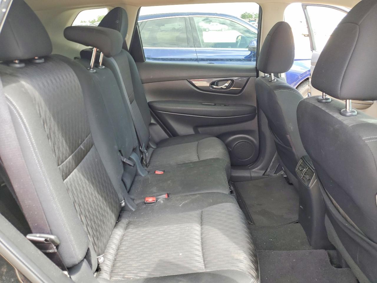 2020 NISSAN ROGUE SV photo 10
