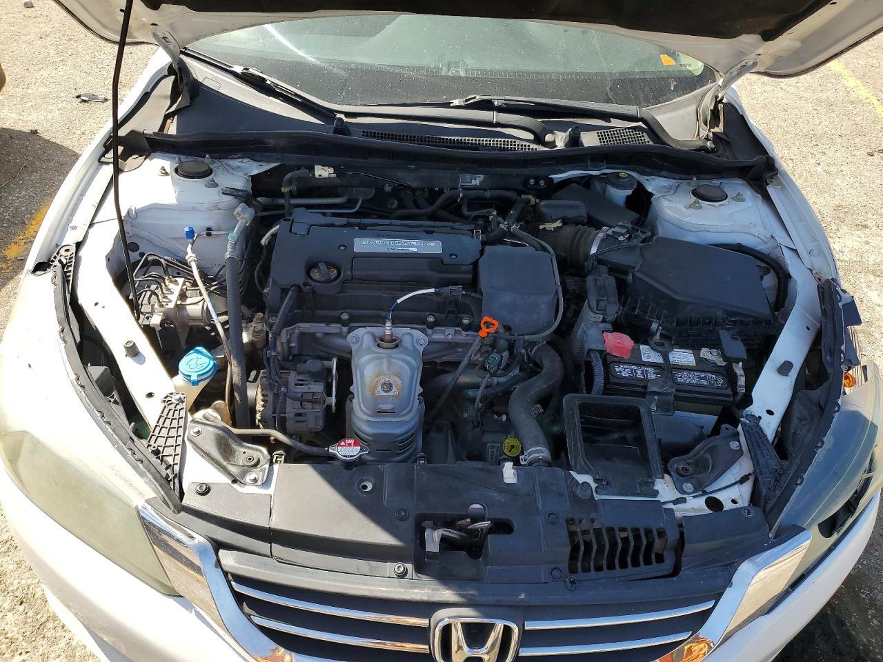 2014 HONDA ACCORD LX photo 31