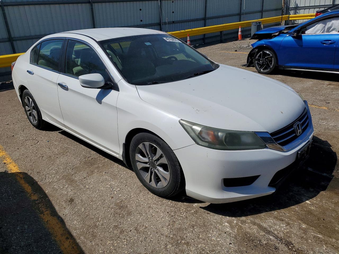 2014 HONDA ACCORD LX photo 10
