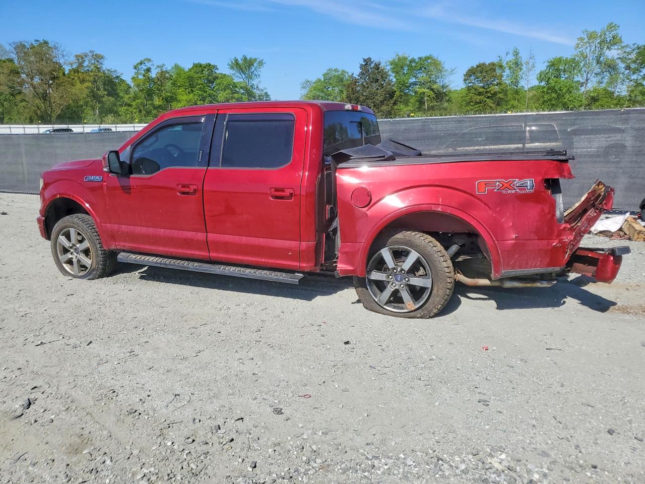 2016 FORD F150 SUPERCREW photo 4