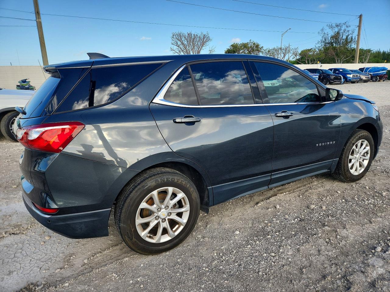 2020 CHEVROLET EQUINOX LT photo 5