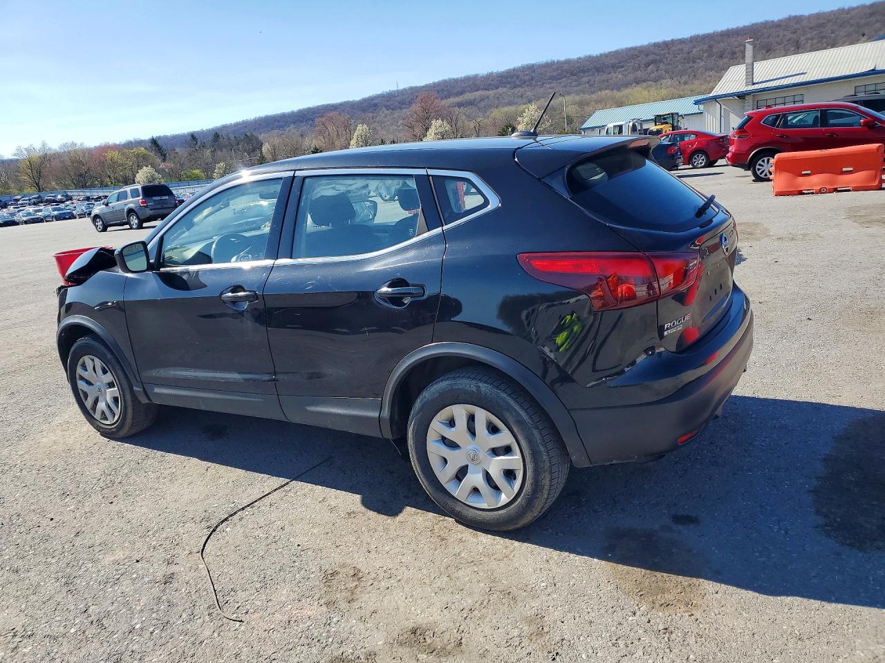 2019 NISSAN ROGUE SPORT S photo 2