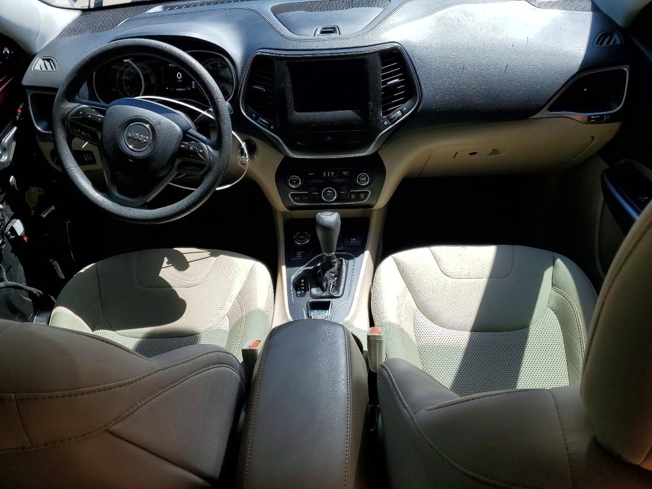 2019 JEEP CHEROKEE LATITUDE photo 15