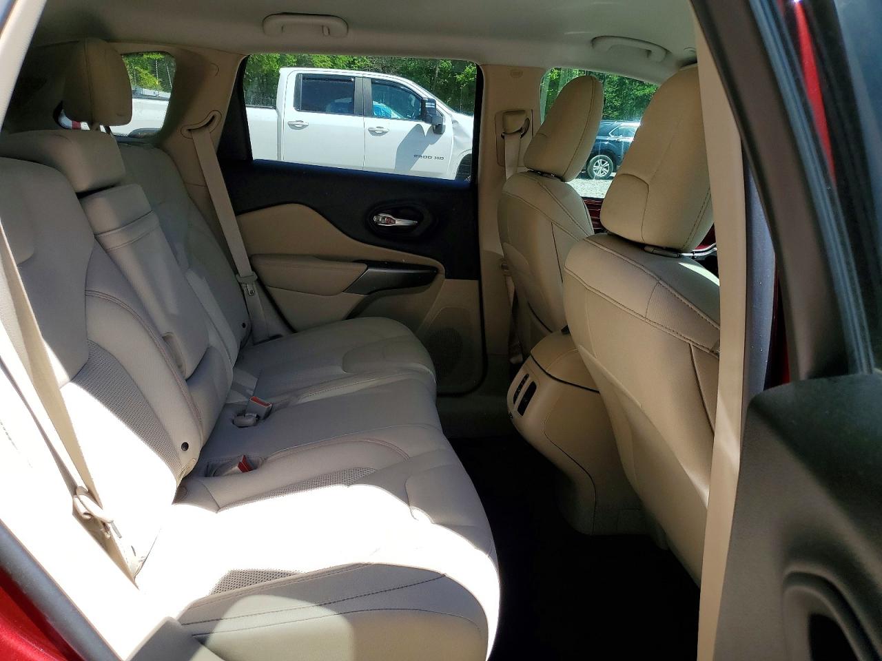 2019 JEEP CHEROKEE LATITUDE photo 21