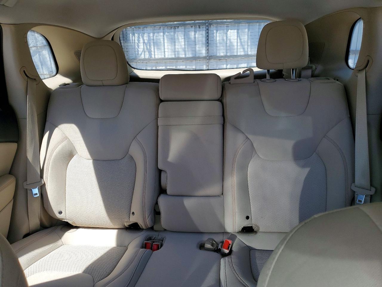 2019 JEEP CHEROKEE LATITUDE photo 19