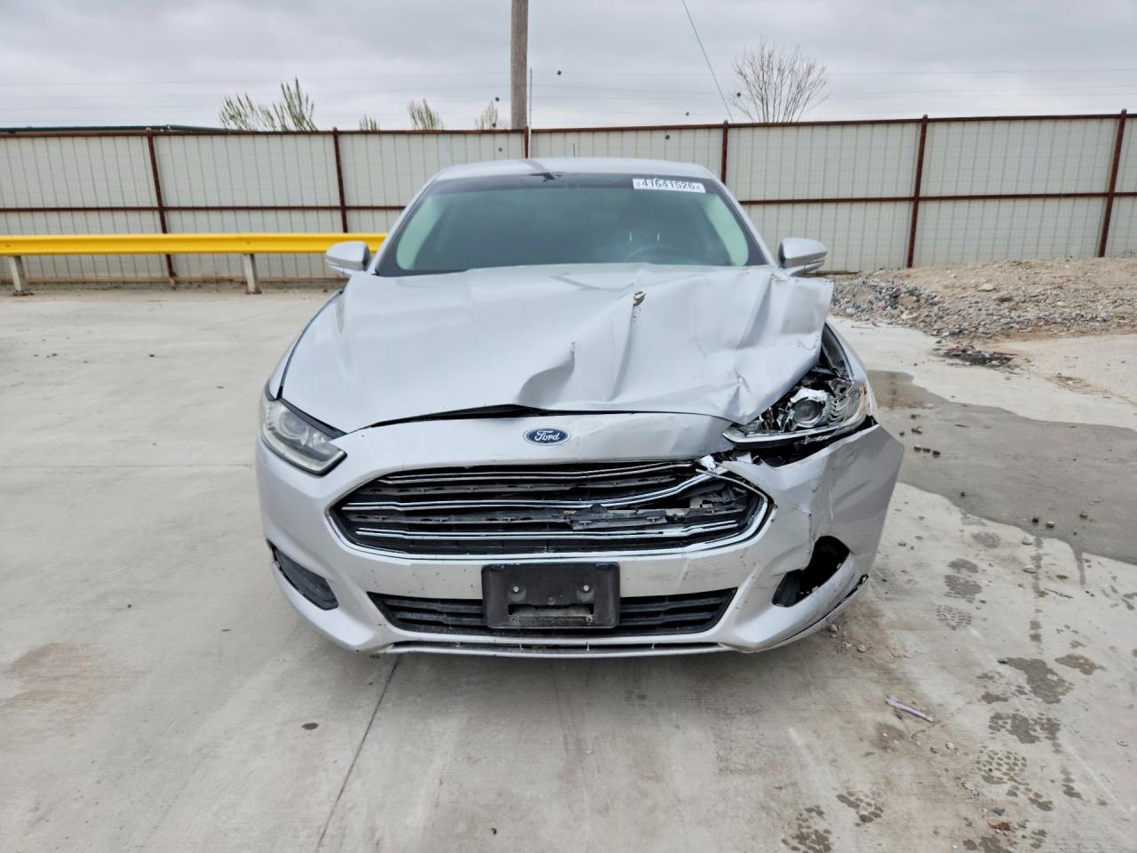 2015 FORD FUSION SE photo 13