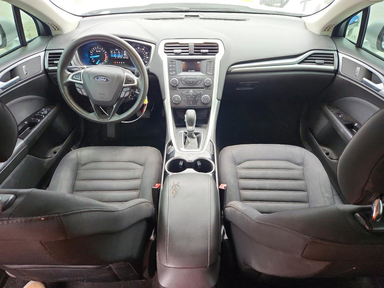 2015 FORD FUSION SE photo 22