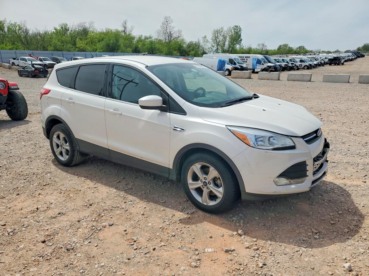 2014 FORD ESCAPE SE photo 10