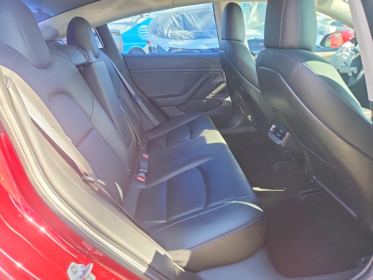 2018 TESLA MODEL 3 photo 28