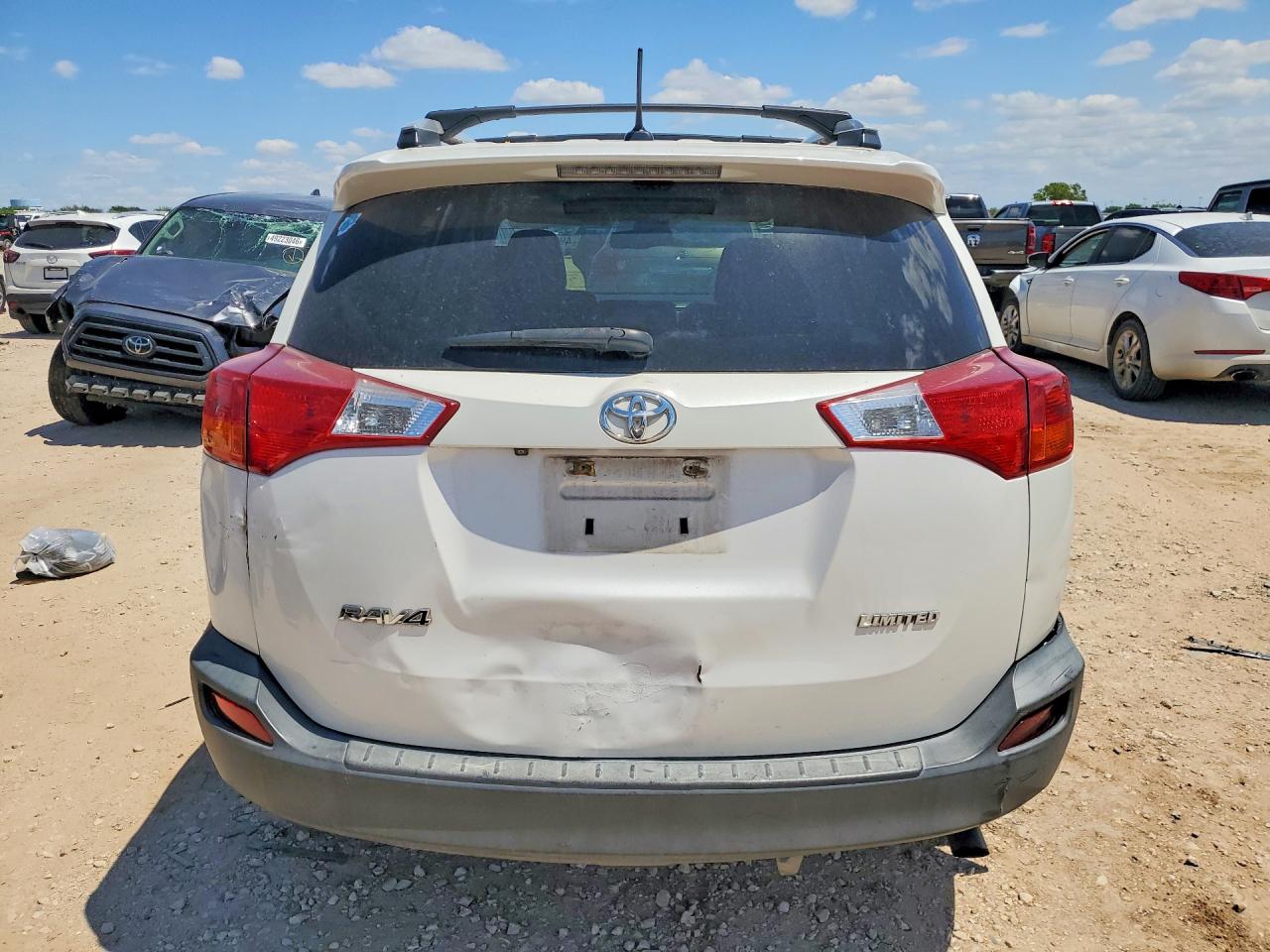 2014 TOYOTA RAV4 LIMITED photo 11