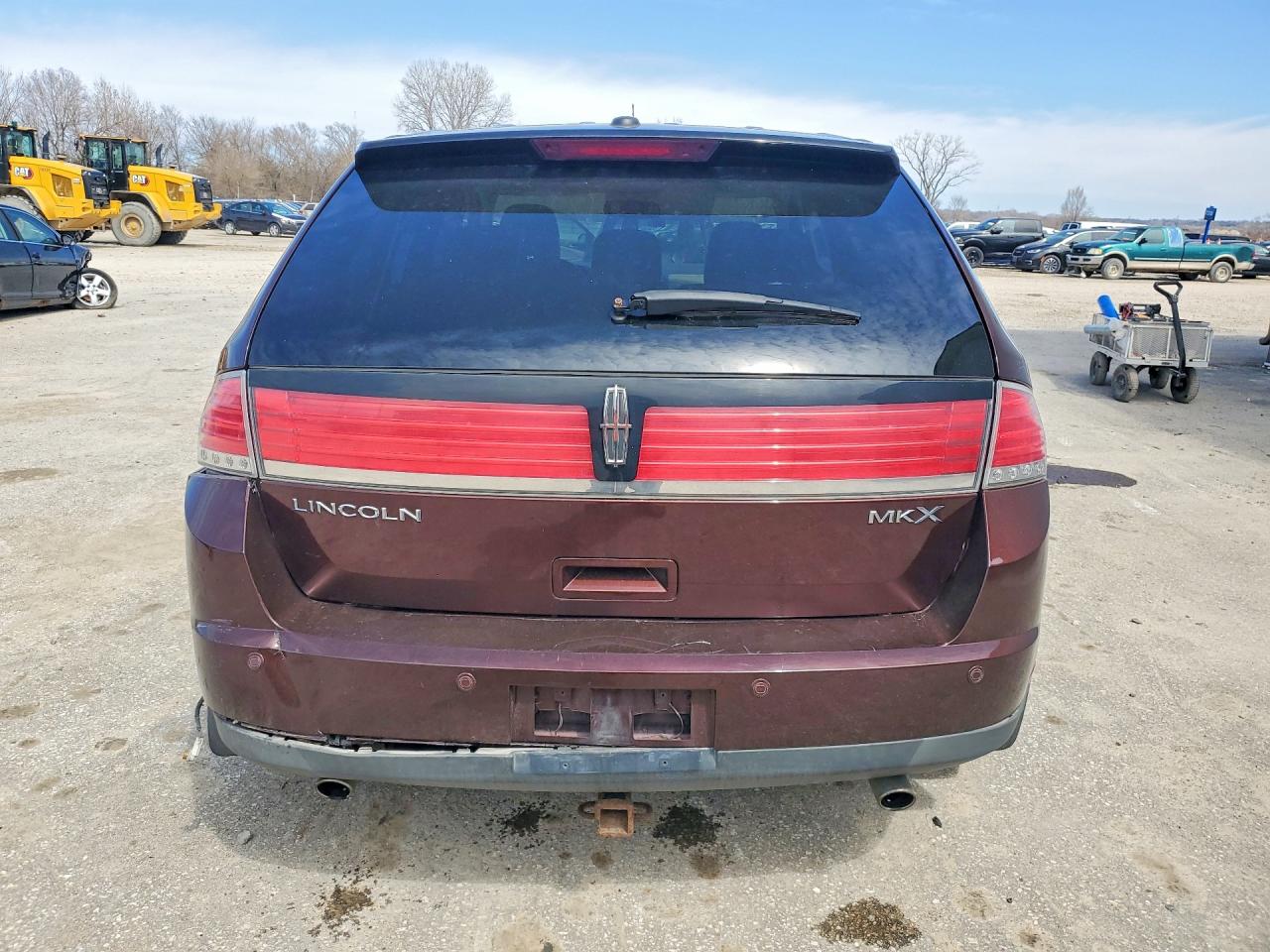 2010 LINCOLN TOWNHOUSE MKX photo 11