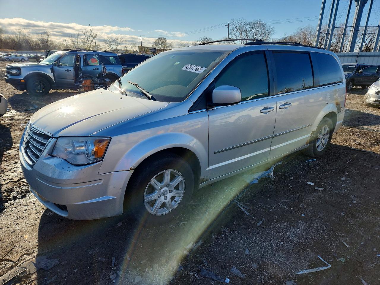 2010 CHRYSLER TOWN & COUNTRY