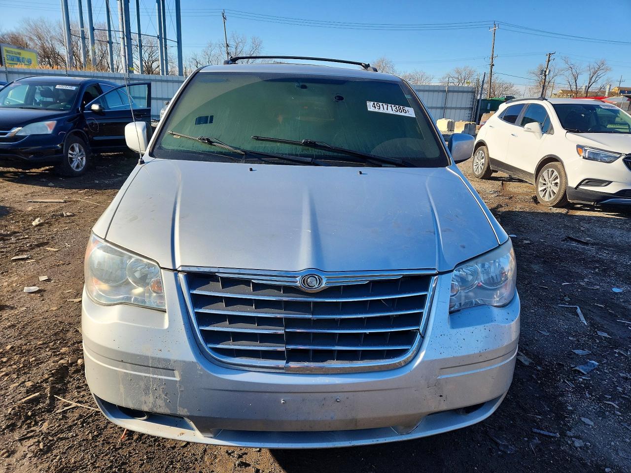 2010 CHRYSLER TOWN & COUNTRY TOURING photo 9