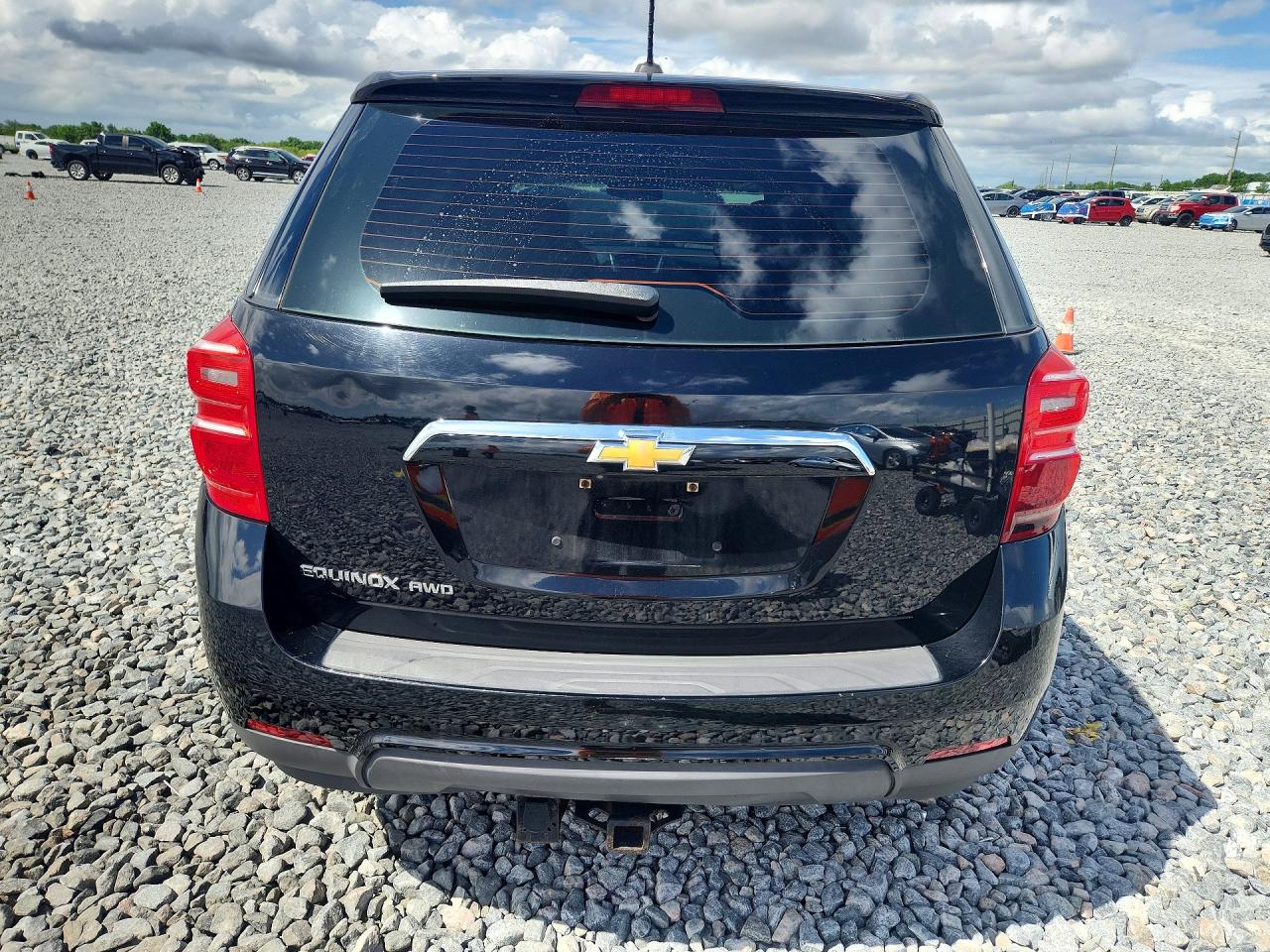 2017 CHEVROLET EQUINOX LS photo 11