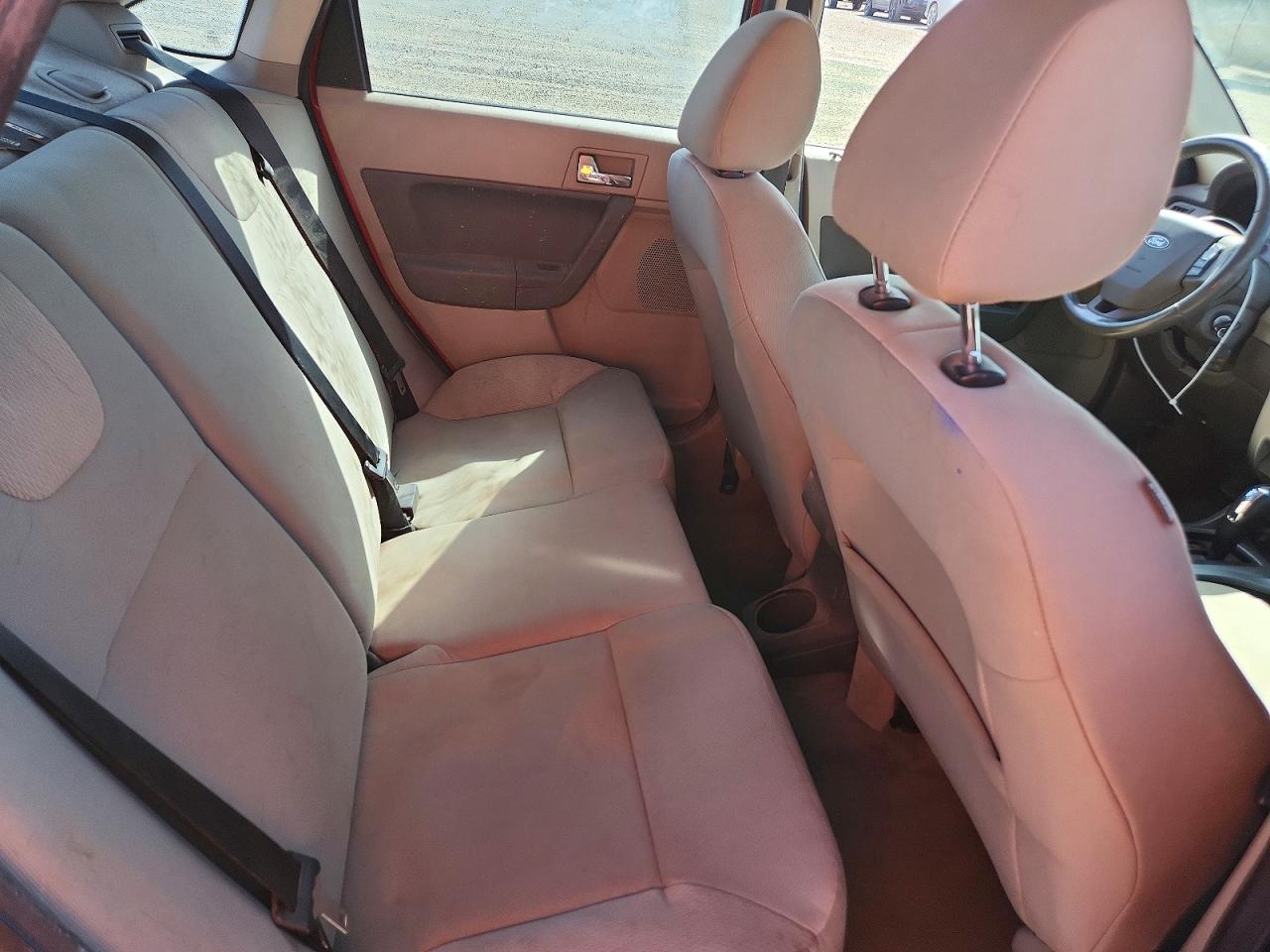 2008 FORD FOCUS SE photo 19