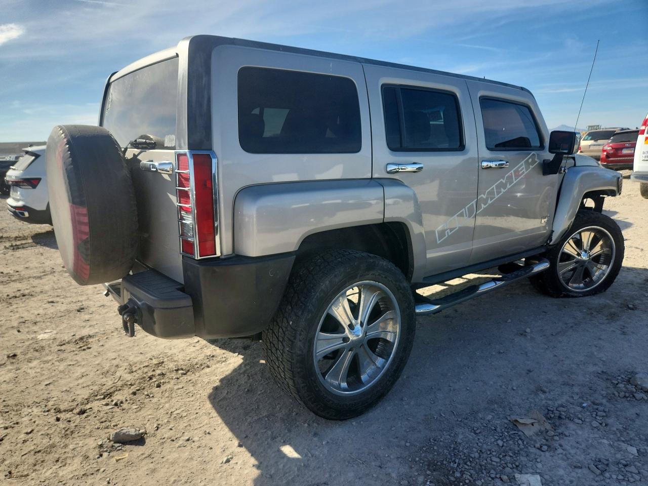 2008 HUMMER H3 photo 3