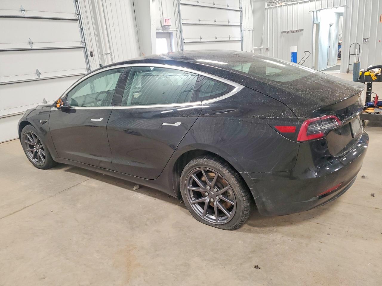 2019 TESLA MODEL 3 photo 3