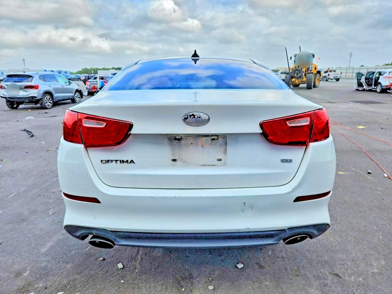2014 KIA OPTIMA LX photo 11