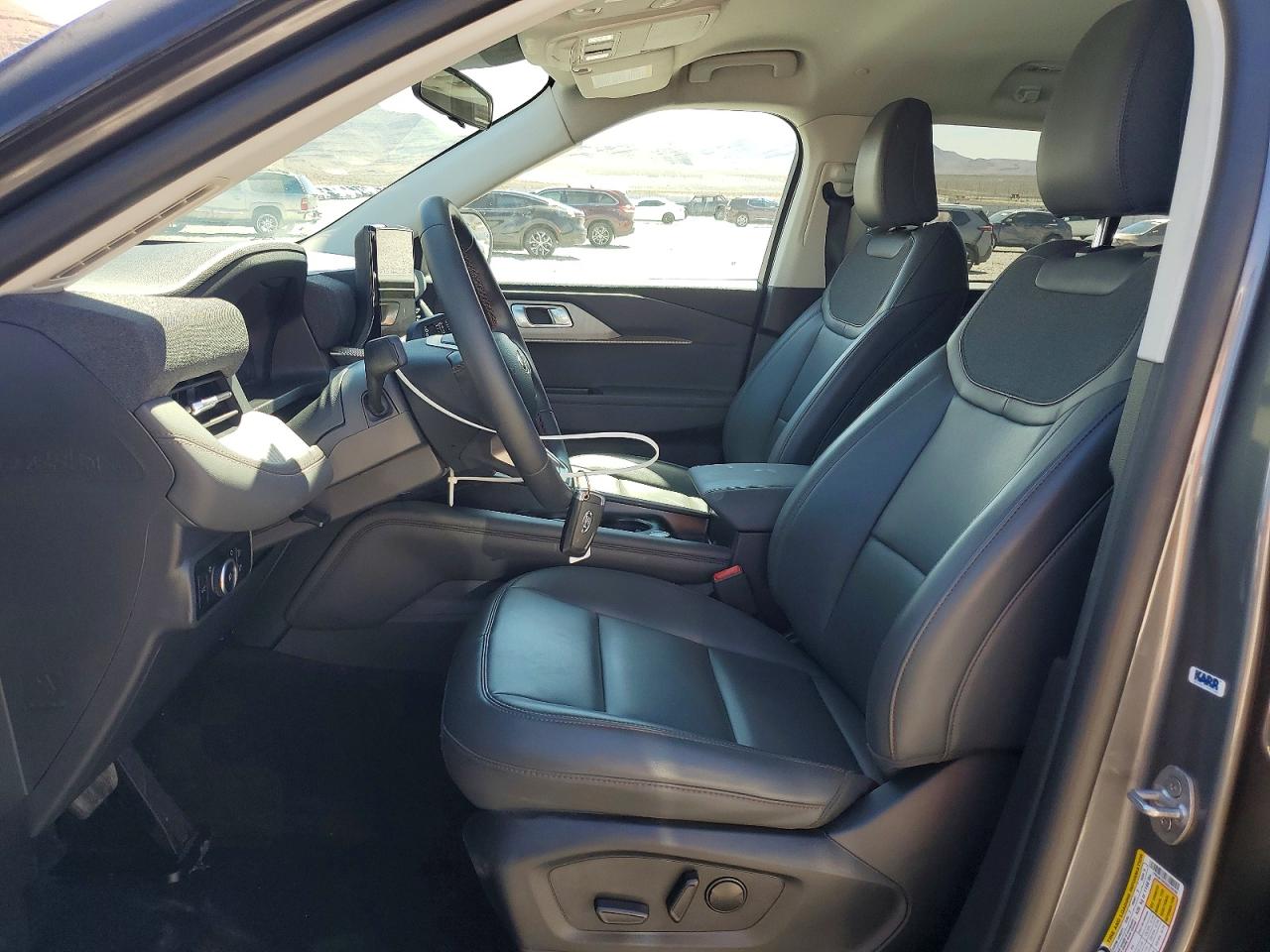 2025 FORD EXPLORER ACTIVE photo 19
