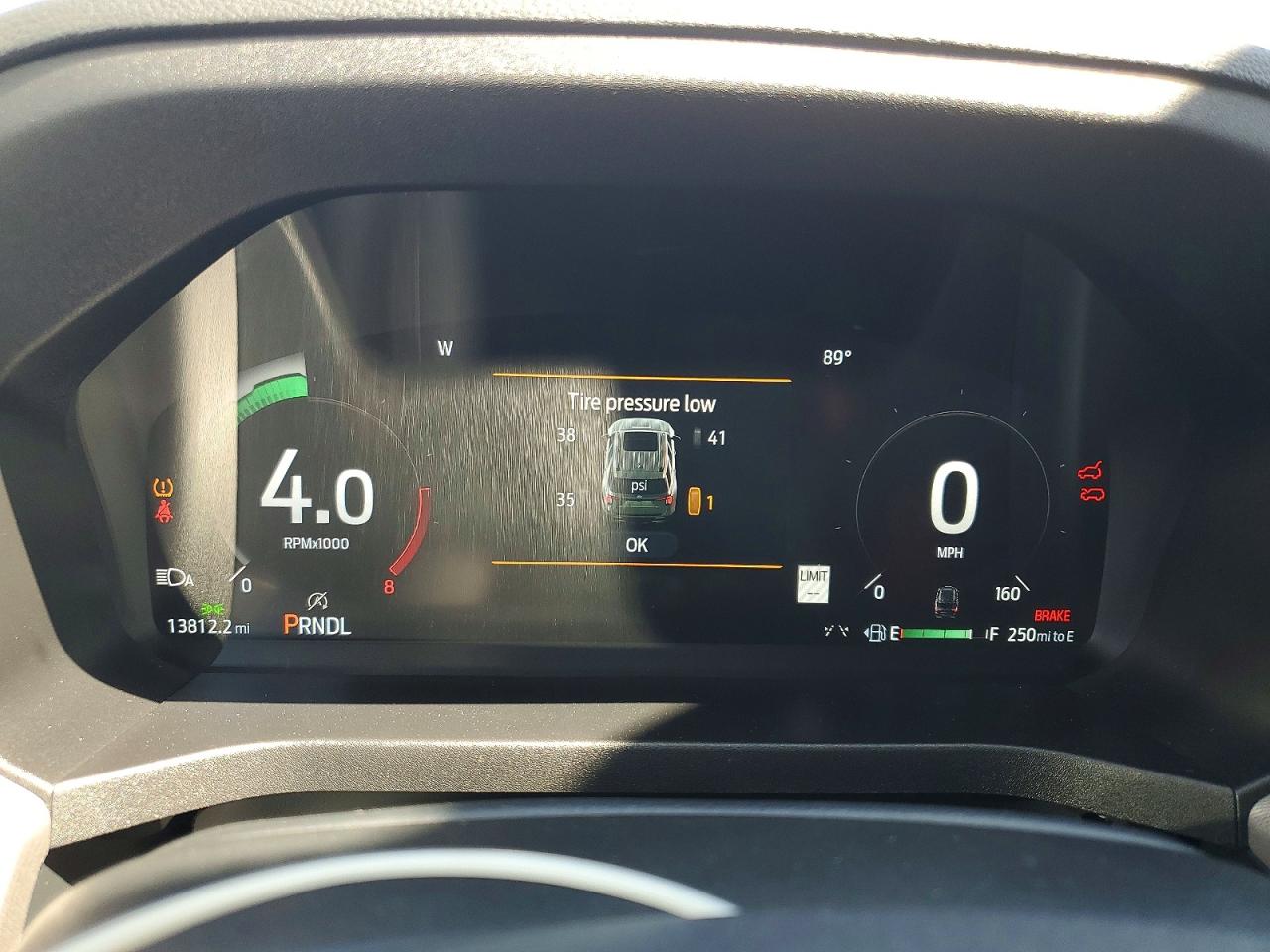 2025 FORD EXPLORER ACTIVE photo 25