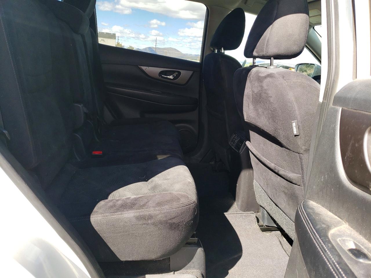 2014 NISSAN ROGUE SV photo 21