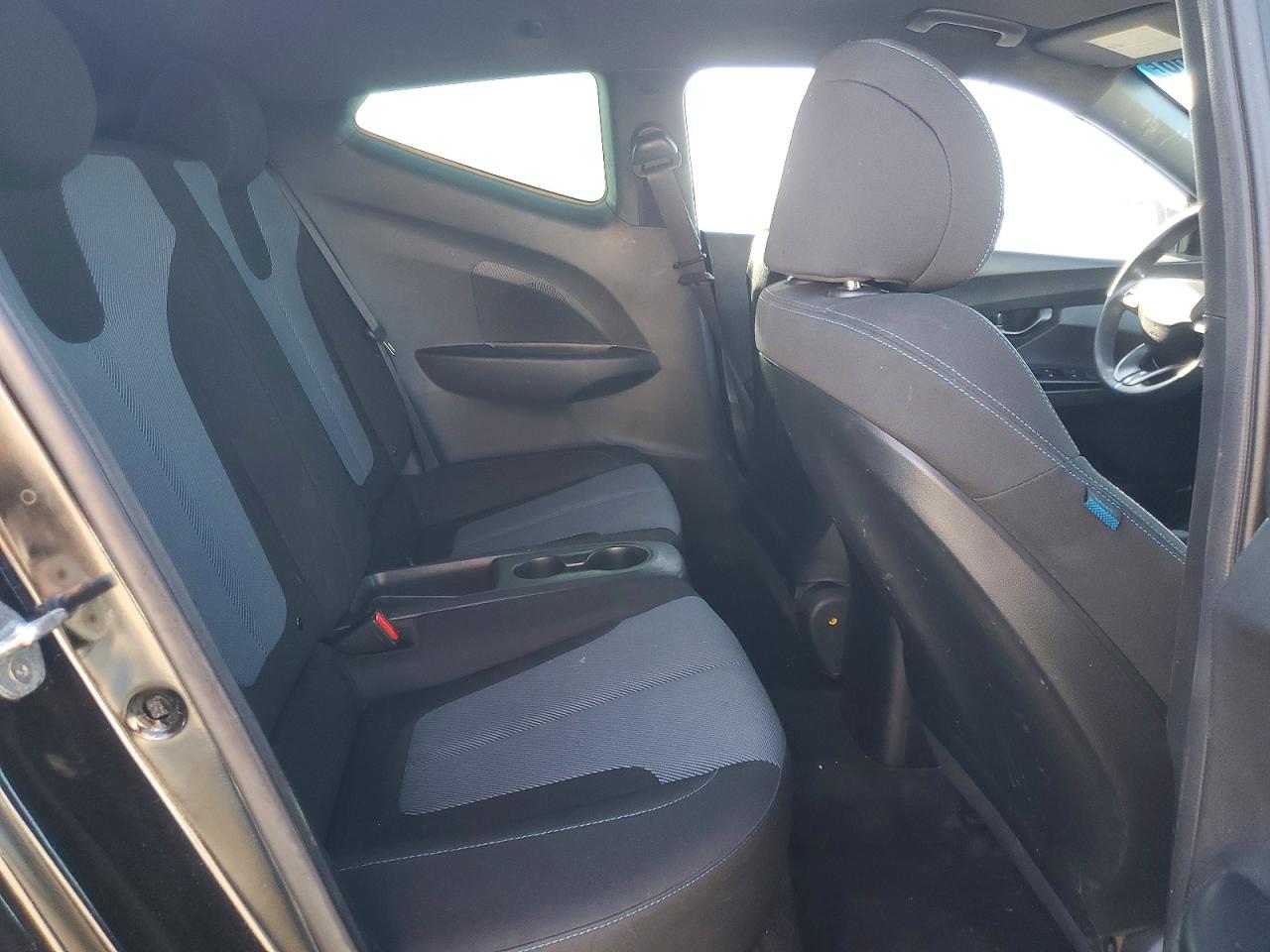 2020 HYUNDAI VELOSTER 2.0L photo 10