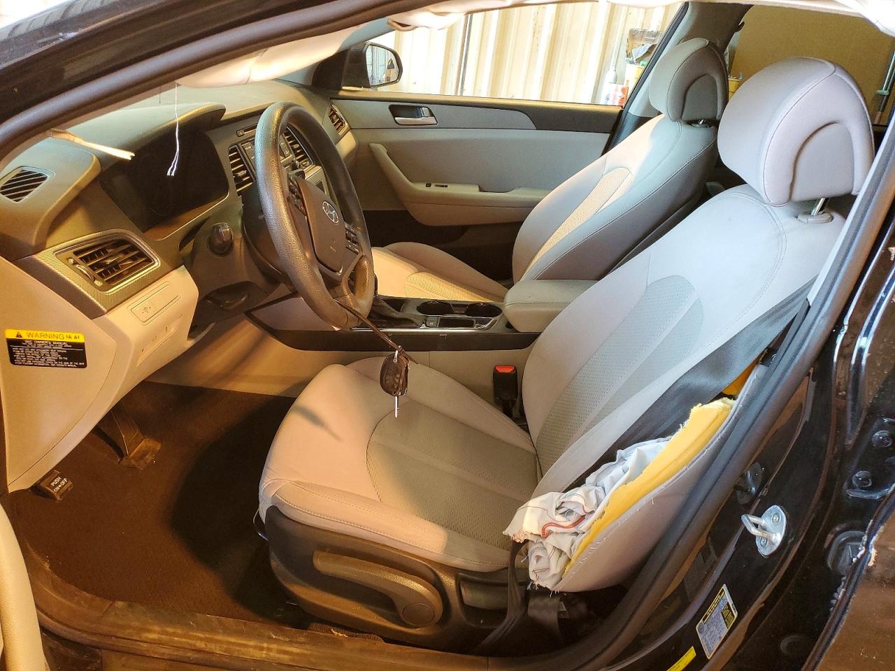 2015 HYUNDAI SONATA SE photo 13