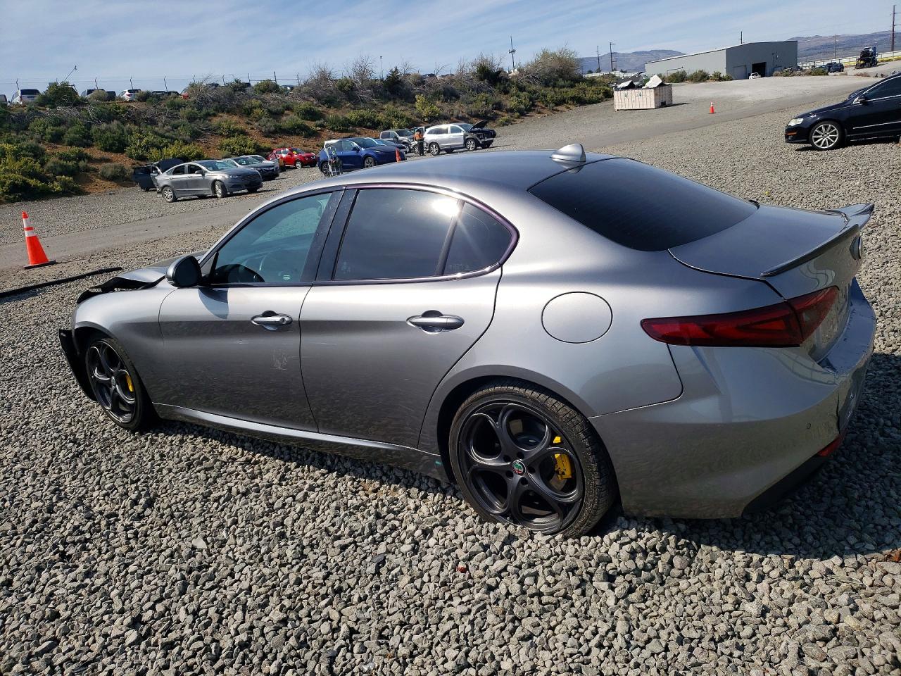 2019 ALFA ROMEO GIULIA TI photo 3