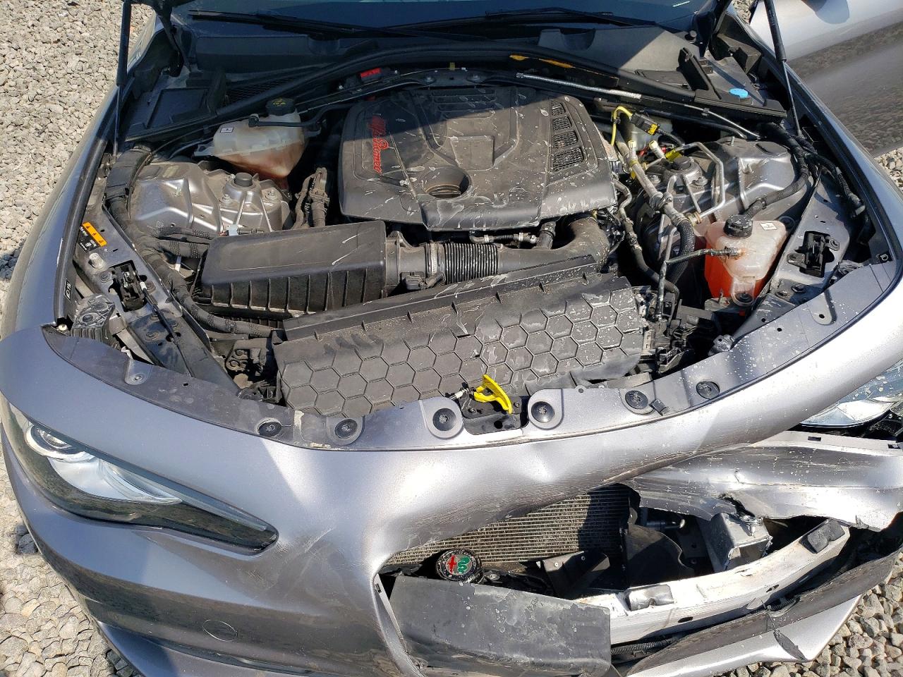 2019 ALFA ROMEO GIULIA TI photo 21