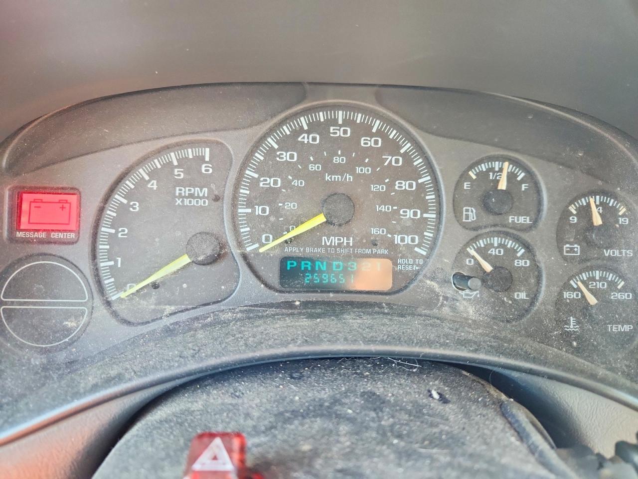 2001 CHEVROLET SUBURBAN K1500 photo 9