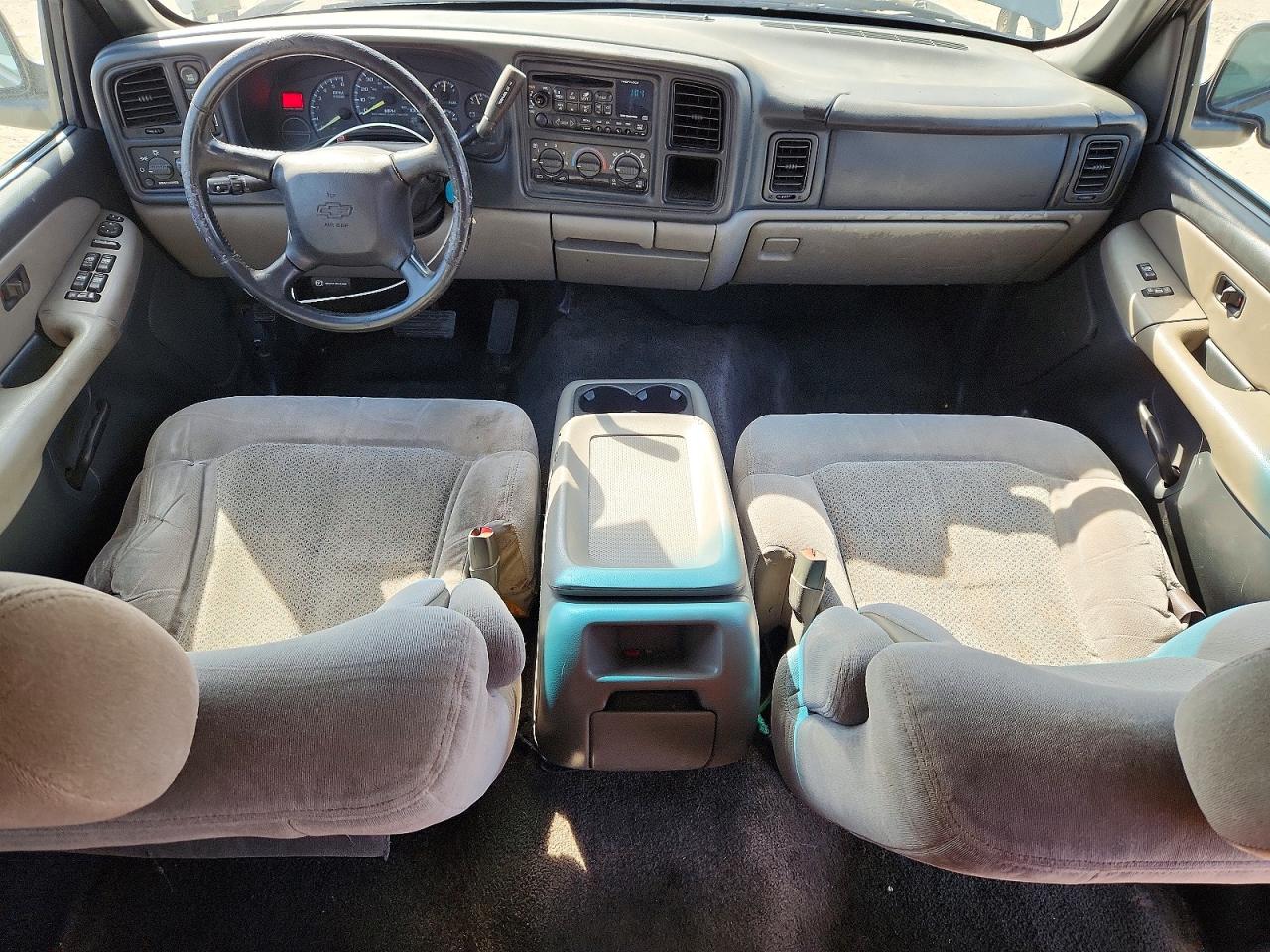 2001 CHEVROLET SUBURBAN K1500 photo 8