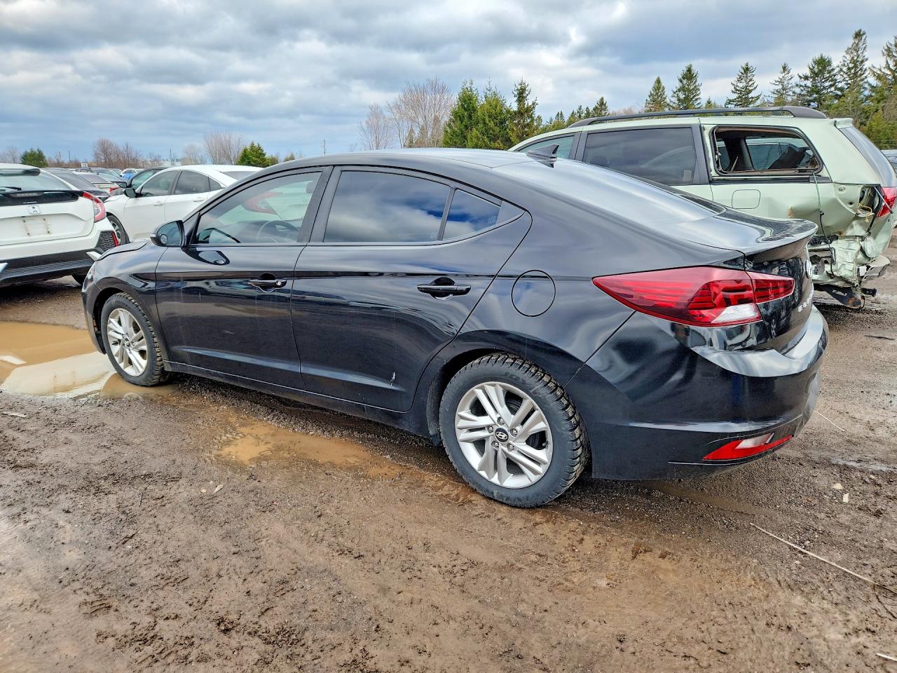 2019 HYUNDAI ELANTRA SE photo 4