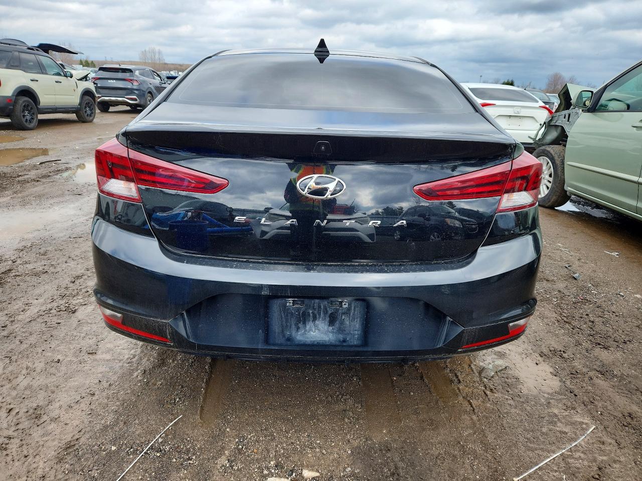 2019 HYUNDAI ELANTRA SE photo 16