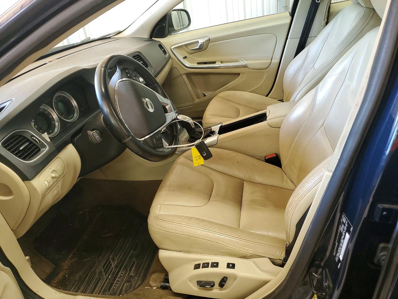 2013 VOLVO S60 T5 photo 13