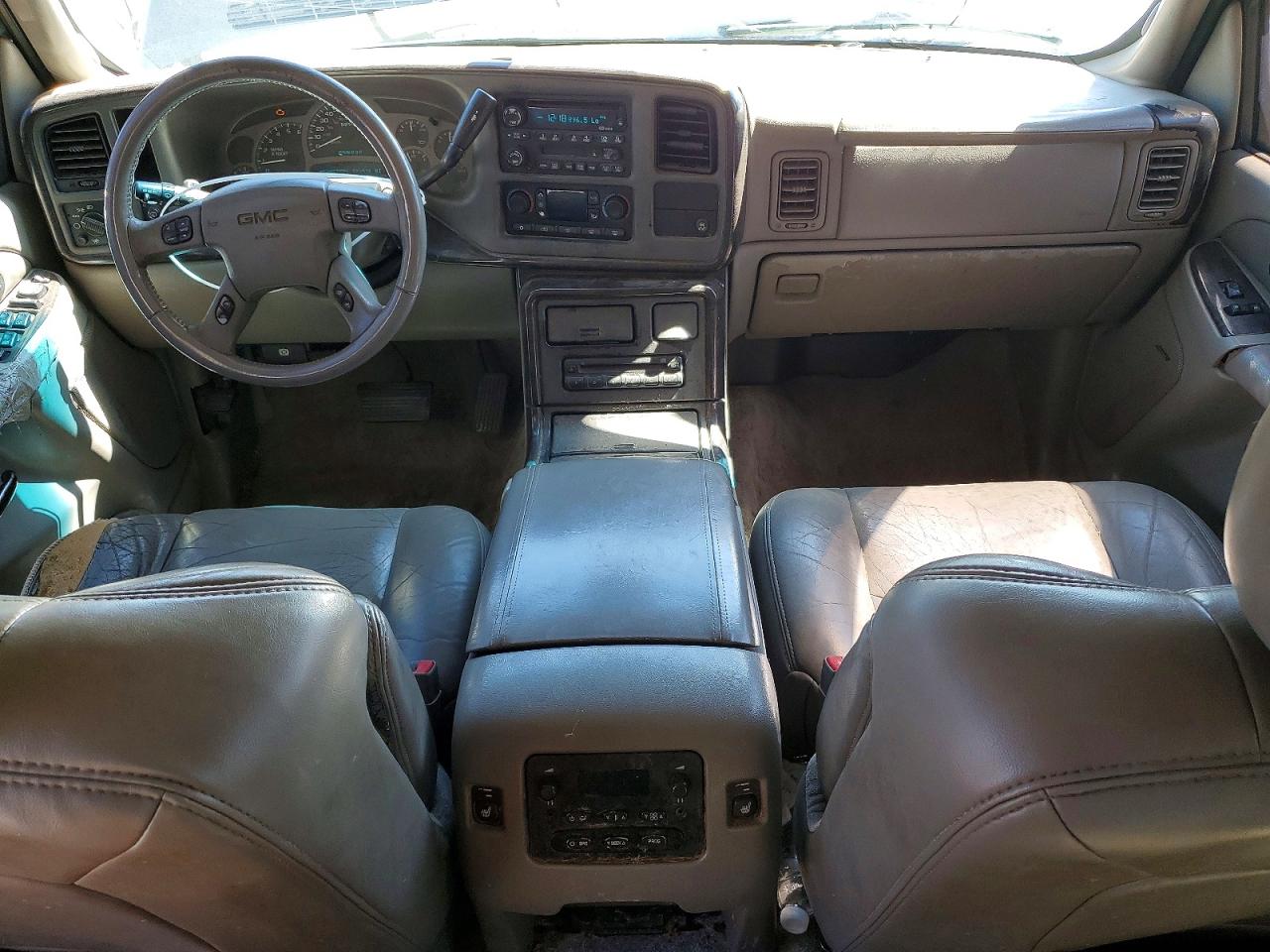 2003 GMC YUKON XL DENALI photo 22