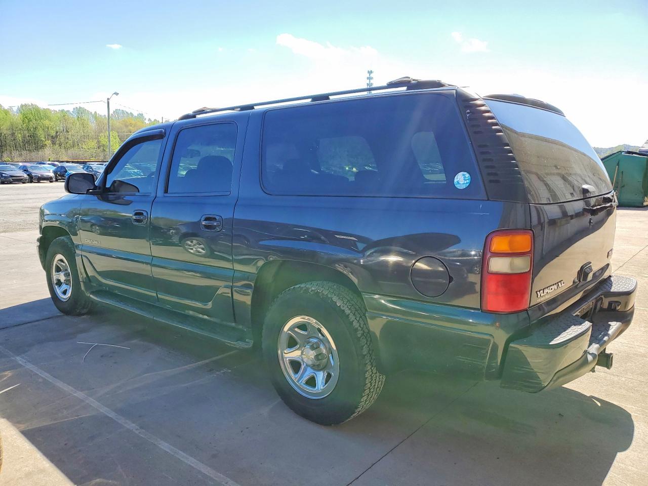 2003 GMC YUKON XL DENALI photo 4