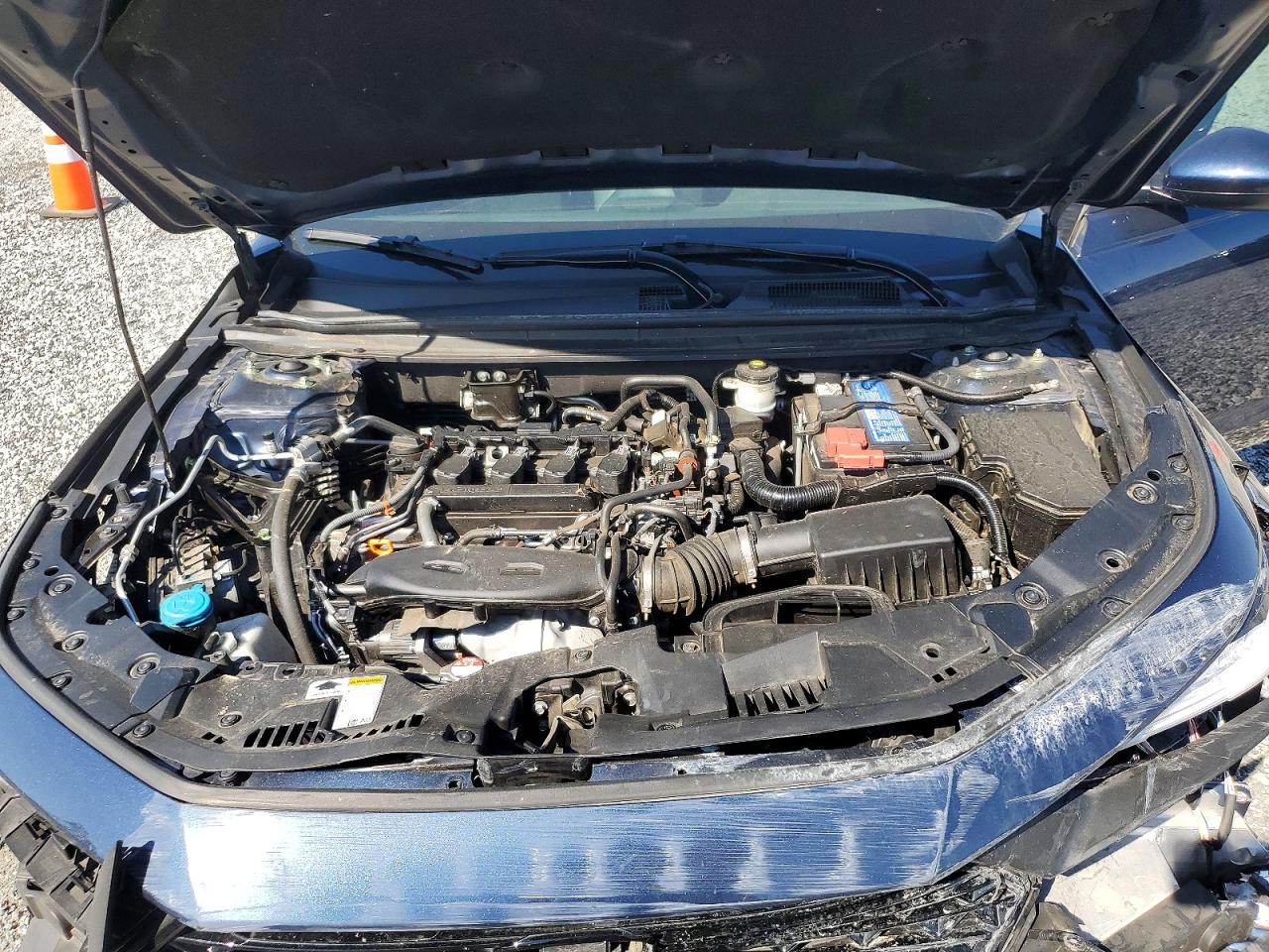 2024 HONDA ACCORD EX photo 31