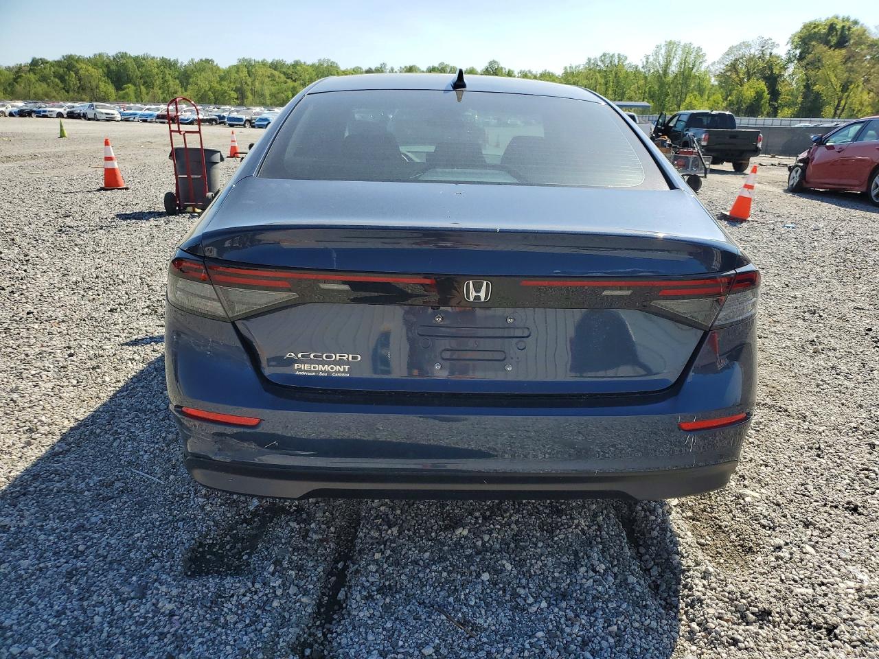 2024 HONDA ACCORD EX photo 16