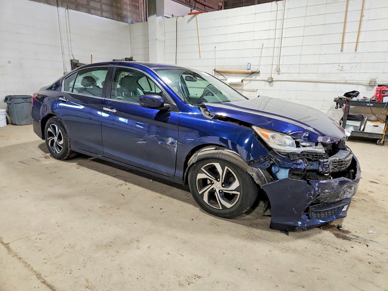 2017 HONDA ACCORD LX photo 7