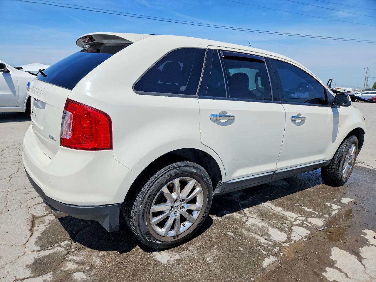 2011 FORD EDGE SEL photo 5