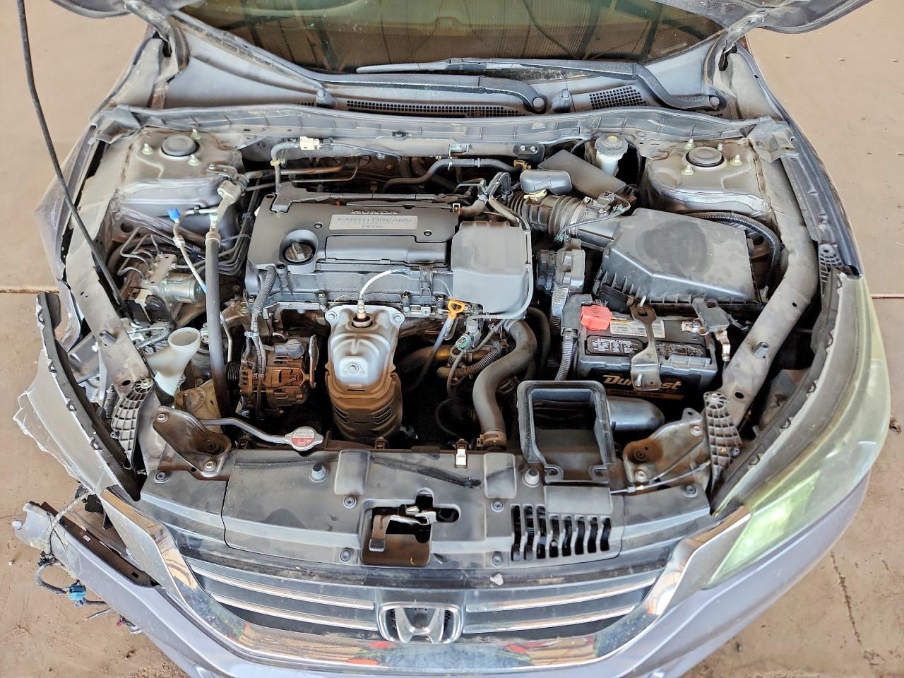 2015 HONDA ACCORD LX photo 21