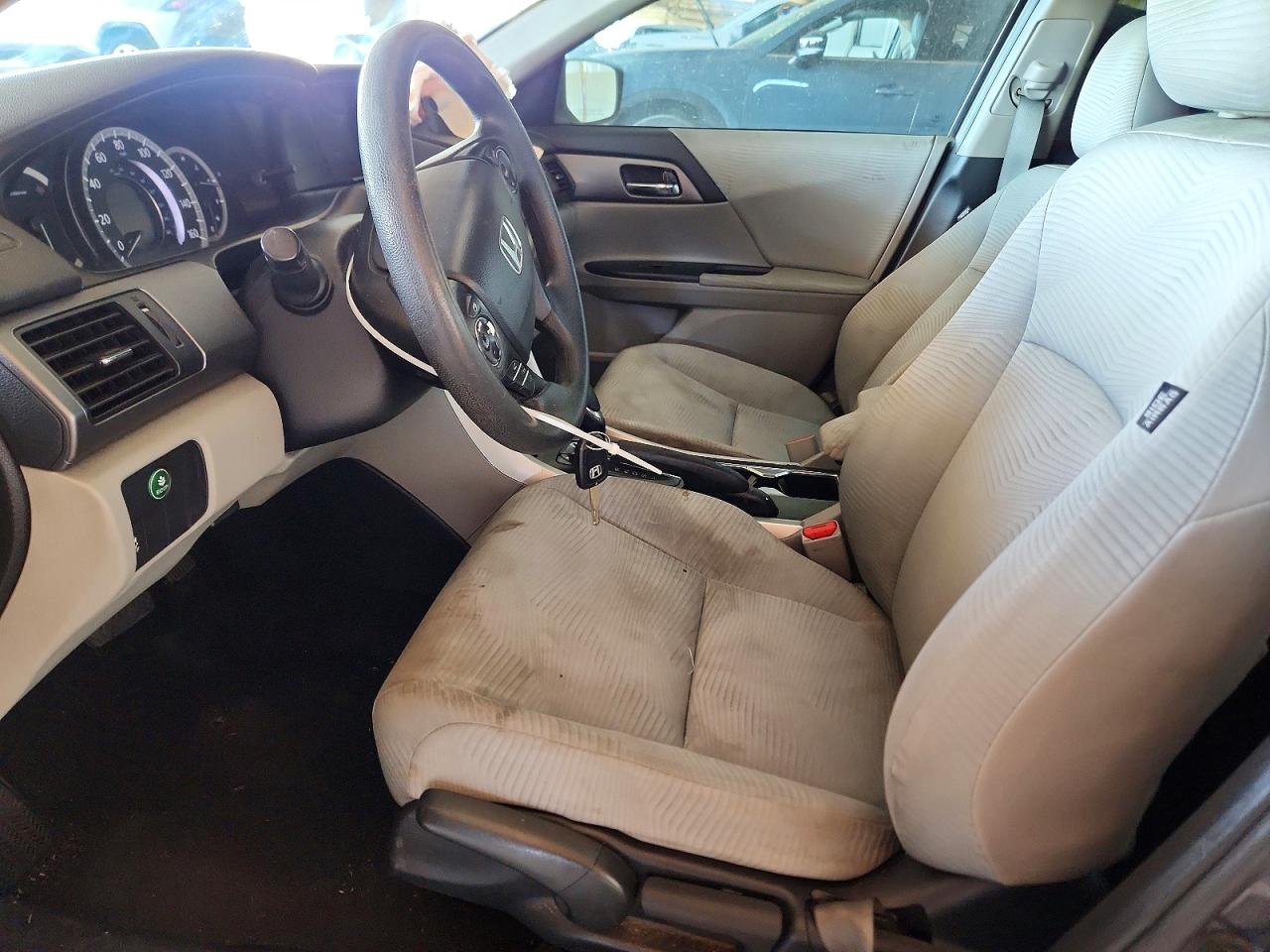 2015 HONDA ACCORD LX photo 13