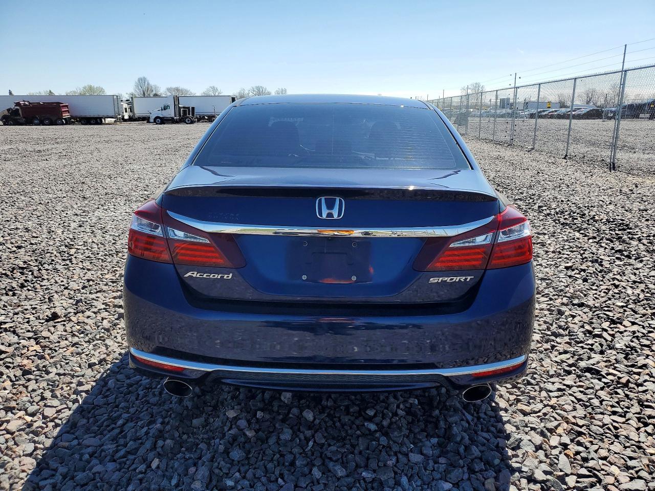 2016 HONDA ACCORD SPORT photo 16