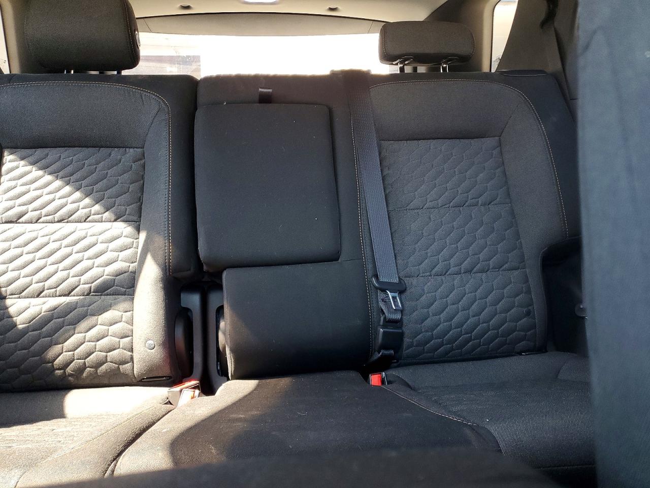 2019 CHEVROLET EQUINOX LT photo 19