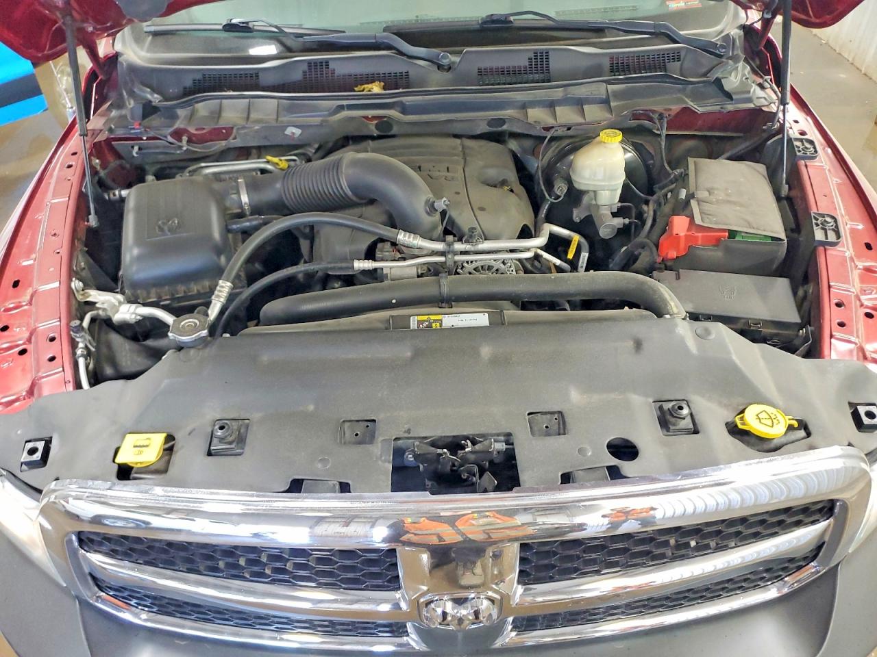 2014 RAM 1500 ST photo 21