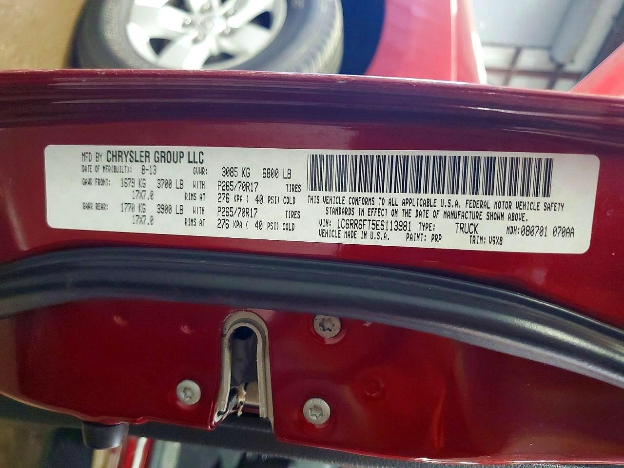2014 RAM 1500 ST photo 23